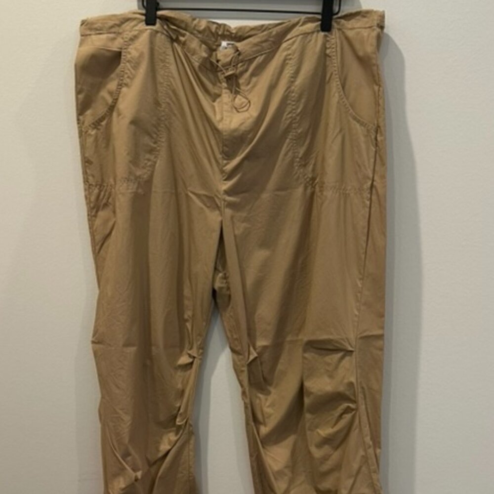 Ladies Khaki tie waist pants - Size L